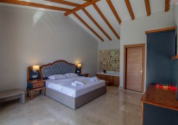 Villa Tlos 1